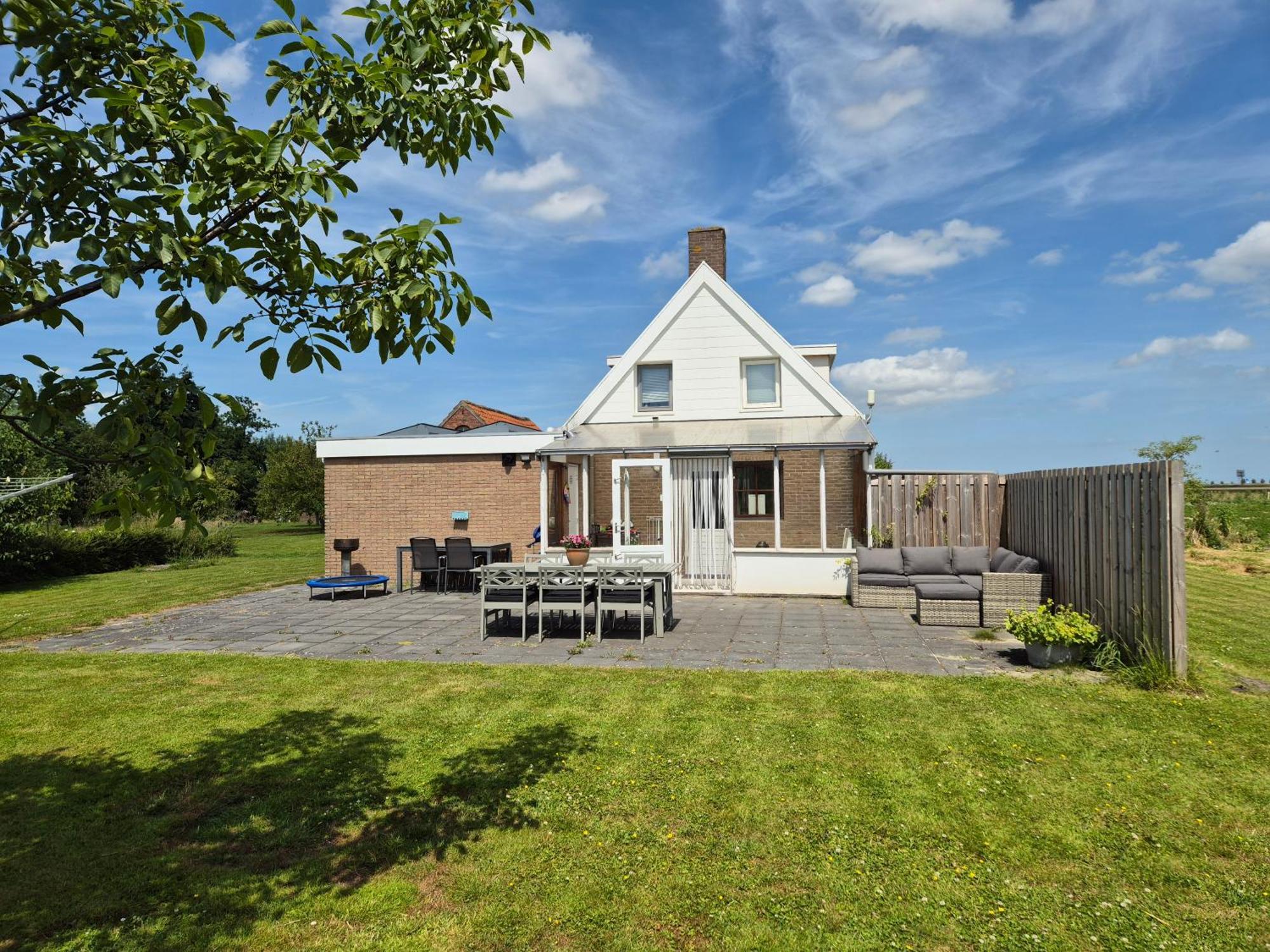 Vrijstaande Ruime Familiewoning Landelijk Gelegen Villa Lewedorp Exterior foto