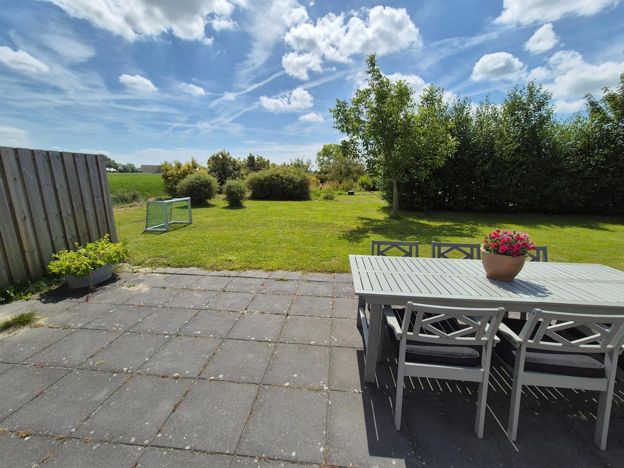 Vrijstaande Ruime Familiewoning Landelijk Gelegen Villa Lewedorp Exterior foto